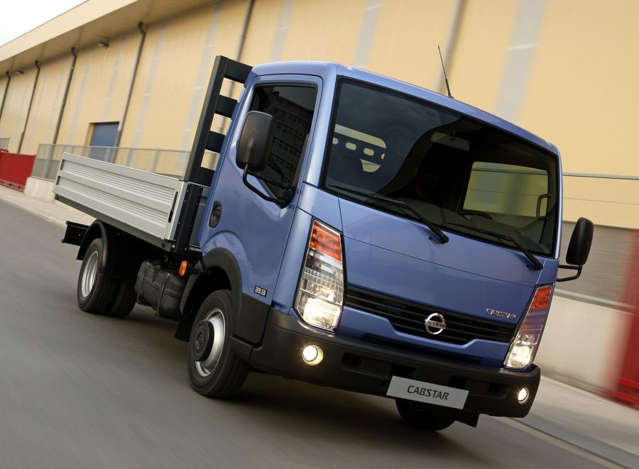  Nissan Cabstar 2006 года  (фото 2 из 13)